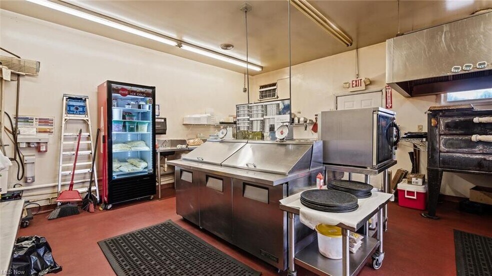 More Photos Of 22 3rd st, Frazeysburg Storefront For Sale