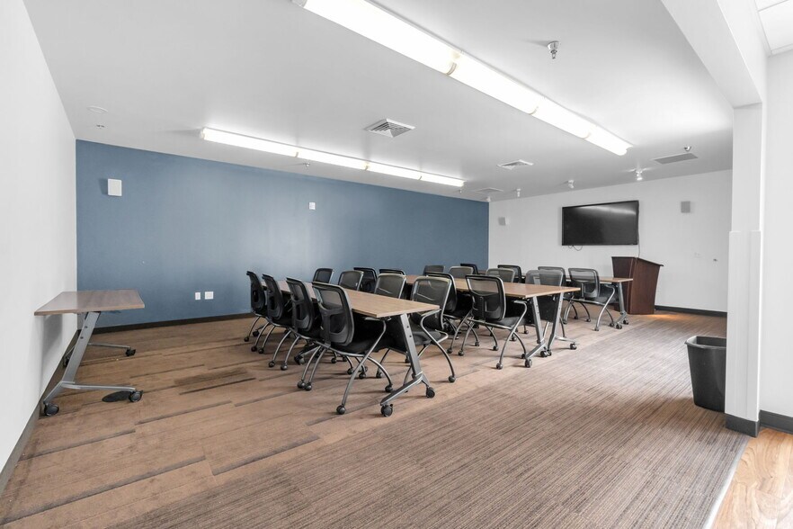 More Photos Of 4795 Larimer Pky, Johnstown Medical For Sale