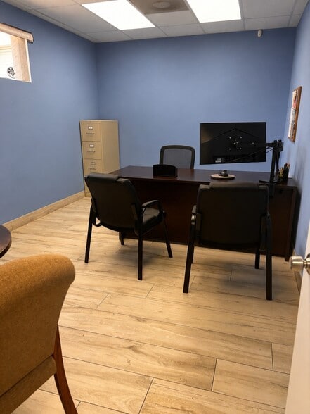 More Photos Of 2930 NW 17th Ter, Oakland Park Manufacturing For Sale