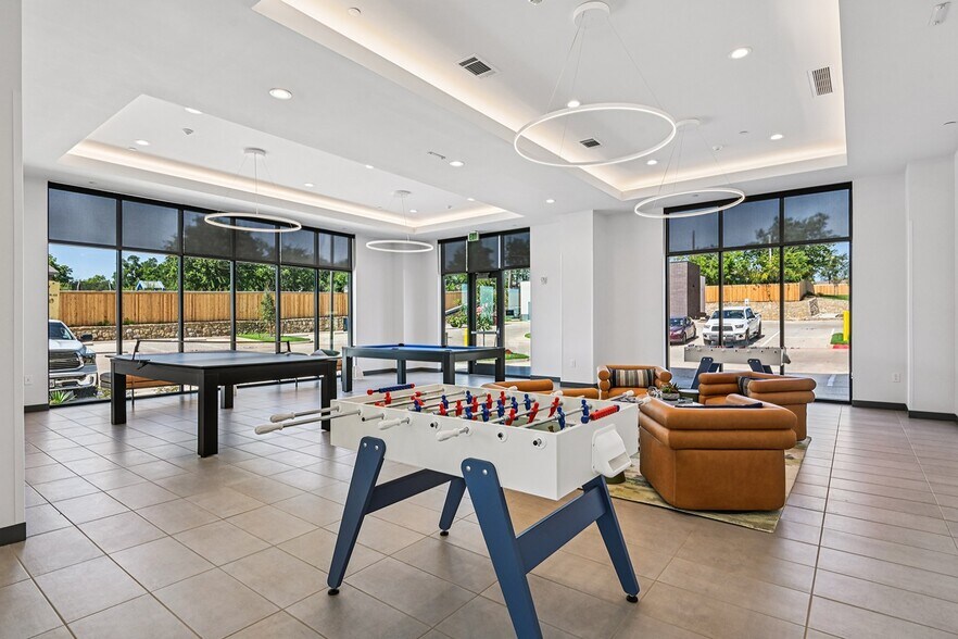 More Photos Of 4830 E Rosedale St, Fort Worth Apartments For Lease