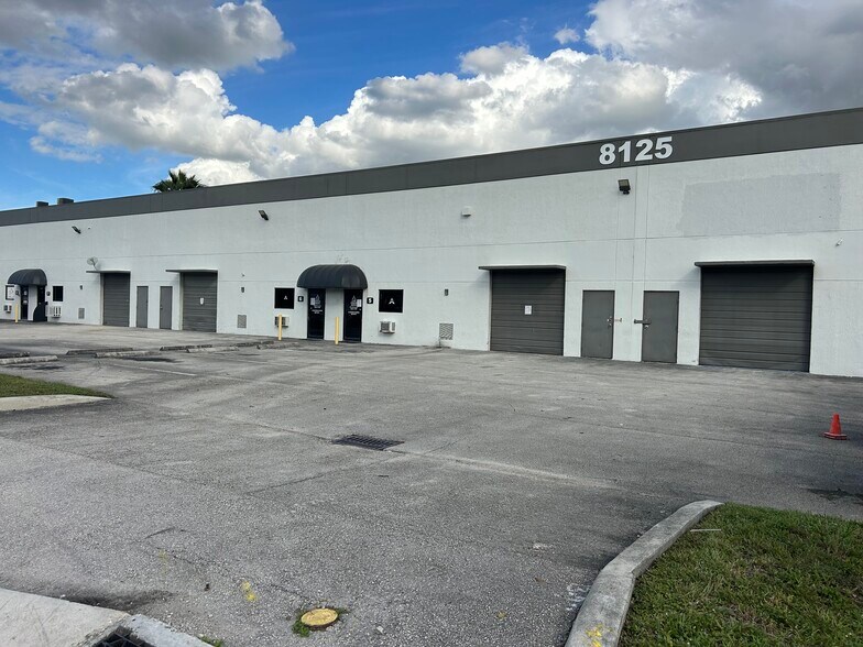 More Photos Of 8125 NW 74th Ave, Medley Warehouse For Sale