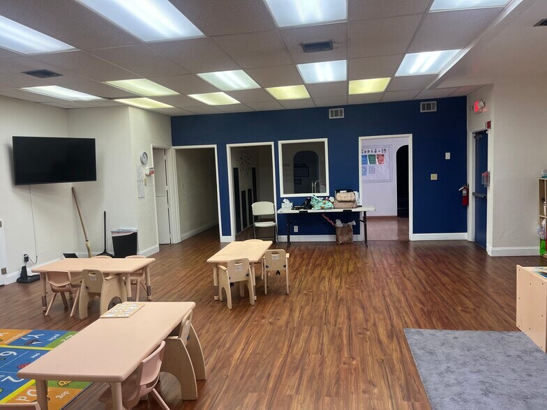 More Photos Of 5909 Camden St, Oakland Daycare Center For Sale