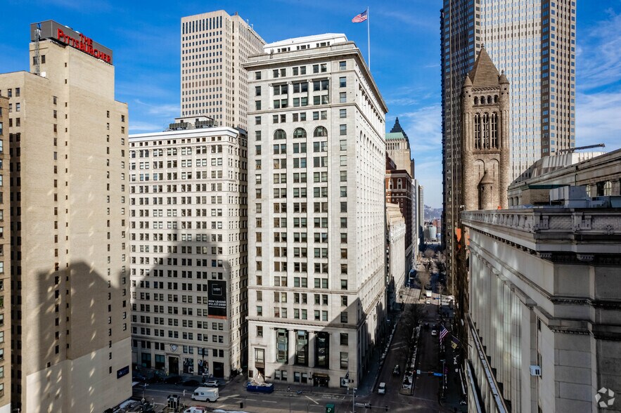 More Photos Of 437 Grant St, Pittsburgh Office For Lease