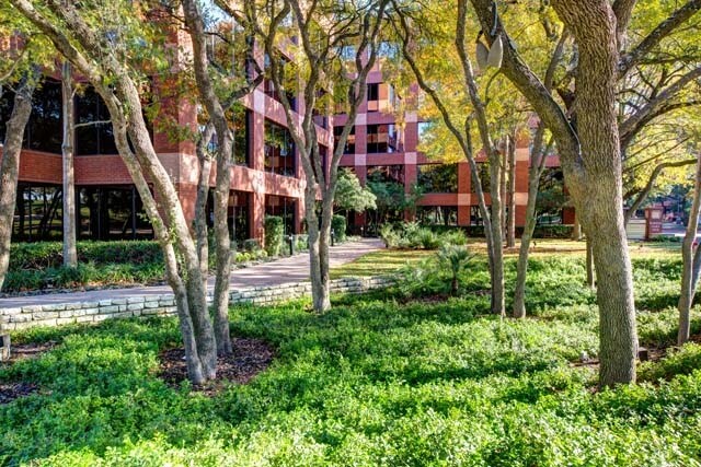 More Photos Of 901 S MoPac Expy, Austin Office For Lease