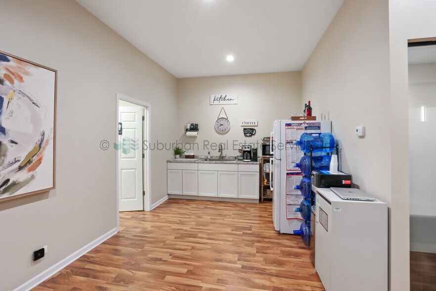 More Photos Of 1002 129th Infantry Dr, Joliet Medical For Sale