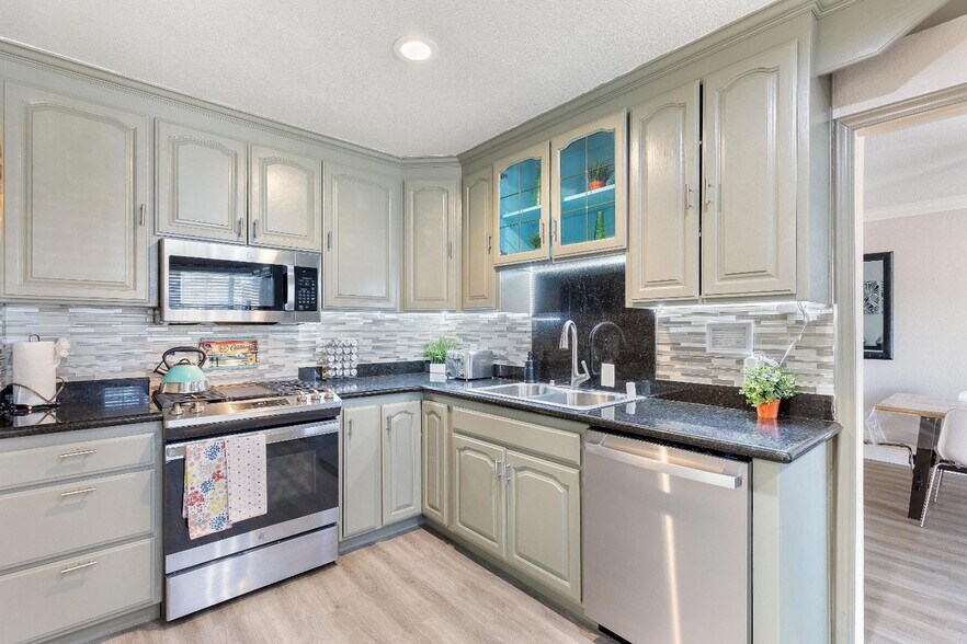 More Photos Of 1701 Rockrose Rd, West Sacramento Apartments For Sale