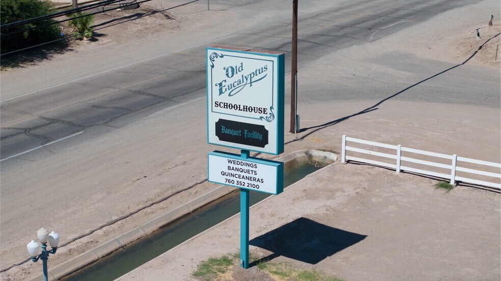 More Photos Of 796 W Evan Hewes, El Centro Restaurant For Sale