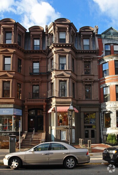 More Photos Of 119 Newbury St, Boston Storefront Retail Office For Lease