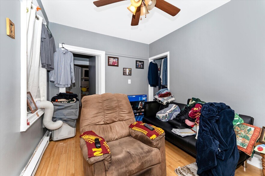More Photos Of 229 N Church St, Thurmont Apartments For Sale