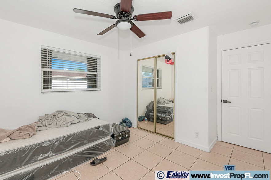 More Photos Of 404 NE 4th St, Pompano Beach Multifamily For Sale
