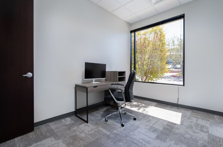 More Photos Of 2450 Saint Rose Pky, Henderson Office For Lease