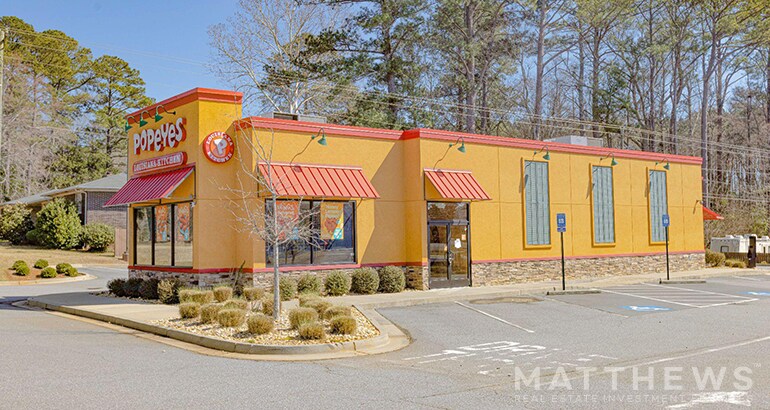 Primary Photo Of 105 Lite-N-Tie Rd, Gray Restaurant For Sale