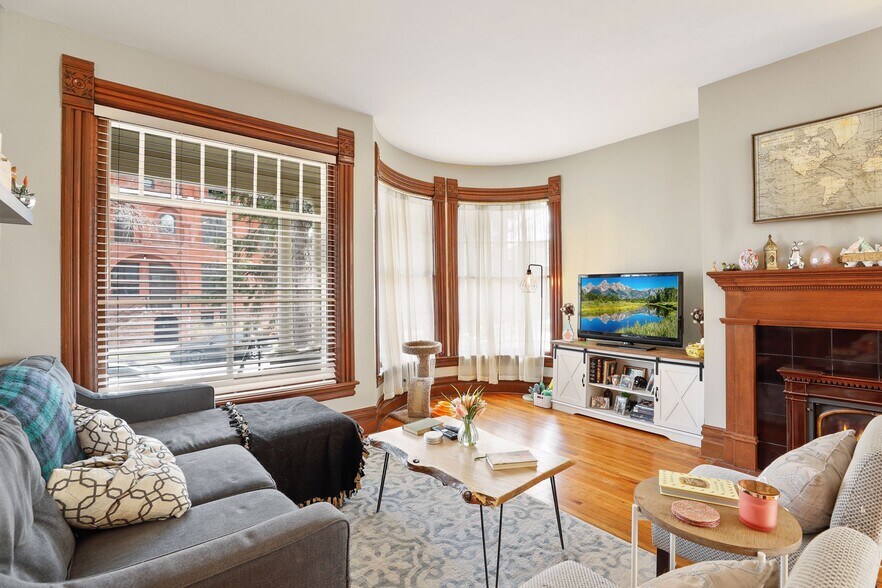 More Photos Of 197 Kent St, Saint Paul Multifamily For Sale