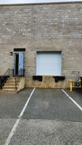 More Photos Of 65 Mathewson Dr, Weymouth Flex For Lease