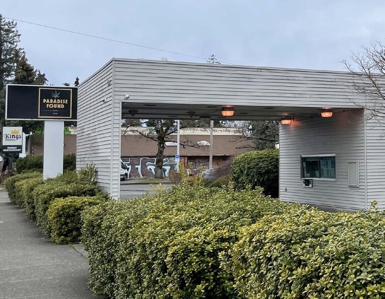 More Photos Of 10735 NE Halsey St, Portland Freestanding For Sale
