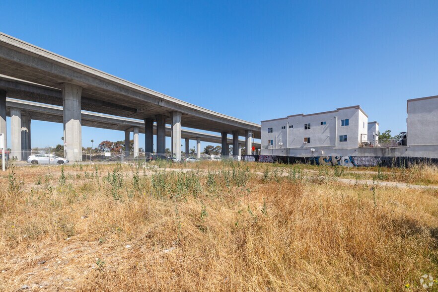 More Photos Of 311 W Imperial Hwy, Los Angeles Land For Sale