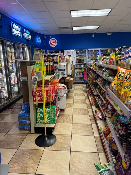 More Photos Of 514 S Eastman Rd, Longview Service Station For Sale