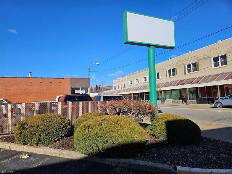 More Photos Of 3265 Main St, Weirton Bank For Sale