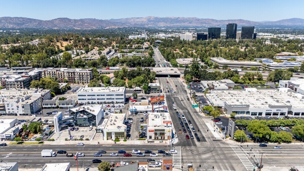 More Photos Of 5421 Topanga Canyon Blvd, Woodland Hills Medical For Sale
