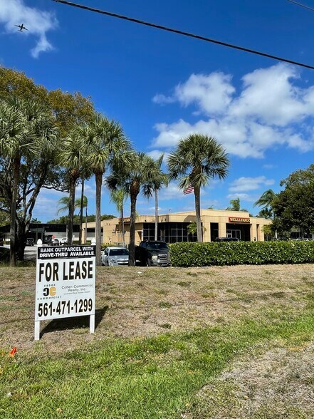 More Photos Of 3401 S University Dr, Davie Office For Sale