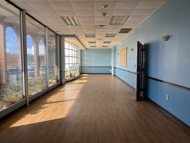 More Photos Of 1649 Gordon Hwy, Augusta Medical For Sale