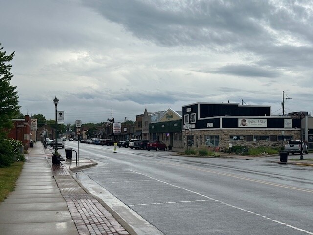 More Photos Of 201 N Broad St, Griffith Specialty For Sale