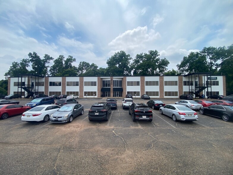 More Photos Of 3020 Knight St, Shreveport Loft Creative Space For Sale