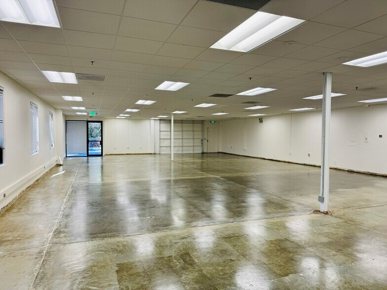 More Photos Of 101 Cooper Ct, Los Gatos Research And Development For Lease