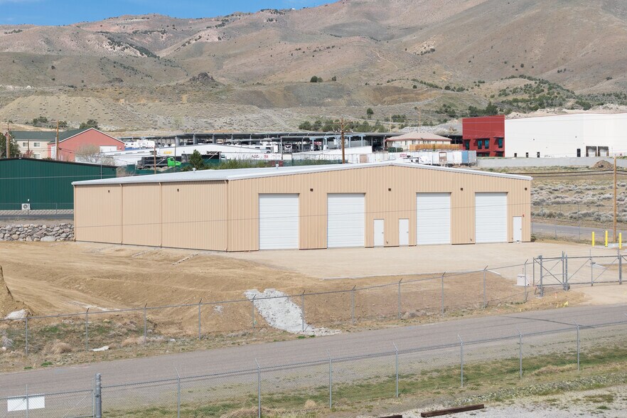 More Photos Of 99 Miles rd, Mound House Light Manufacturing For Sale