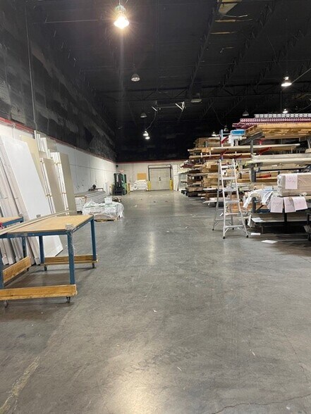More Photos Of 5375 Procyon St, Las Vegas Warehouse For Lease