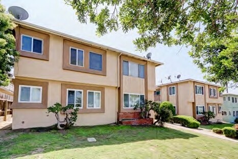 More Photos Of 1112 E Imperial Ave, El Segundo Apartments For Sale