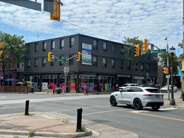 More Photos Of 100 Brock St S, Whitby Medical For Lease