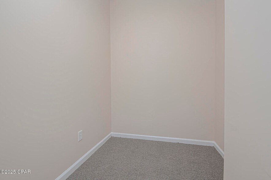 More Photos Of 7622 McElvey Rd, Panama City Beach Industrial For Sale