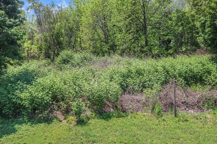 More Photos Of 2477 State Route 57, Stewartsville Storefront Retail Residential For Lease