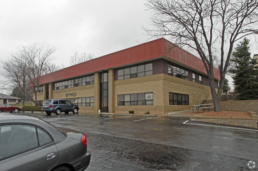 Primary Photo Of 21140 W Capitol Dr, Brookfield Office For Lease