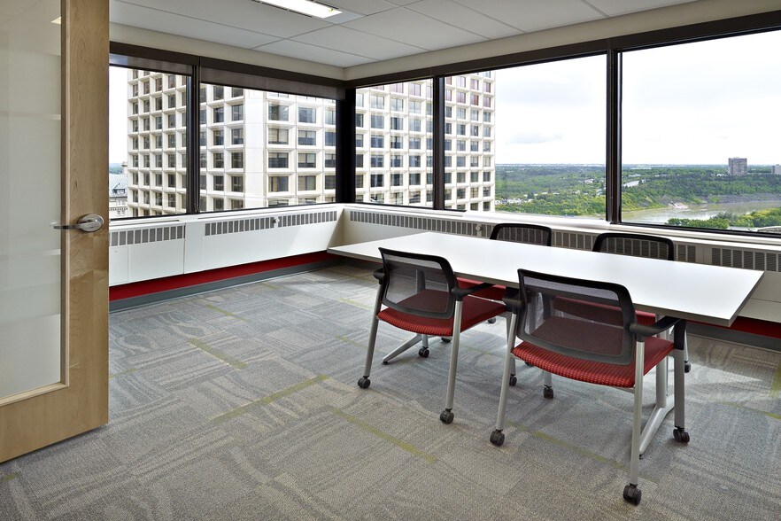 More Photos Of 10065 Jasper Ave NW, Edmonton Office For Lease