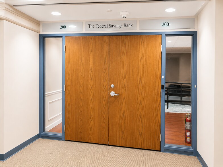 More Photos Of 9501 W 144th Pl, Orland Park Office For Lease
