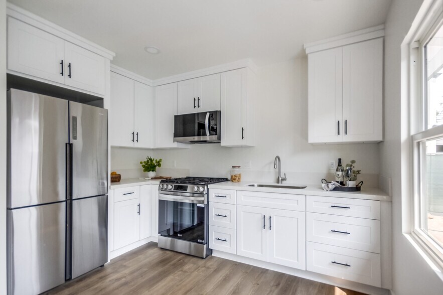 More Photos Of 4121 Utah St, San Diego Apartments For Sale