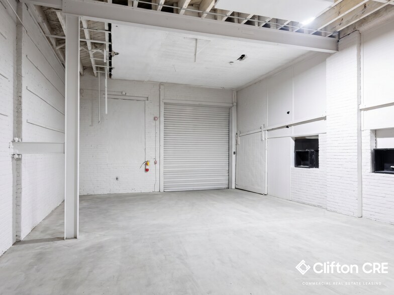 More Photos Of 491 21st St, Irvington Warehouse For Lease
