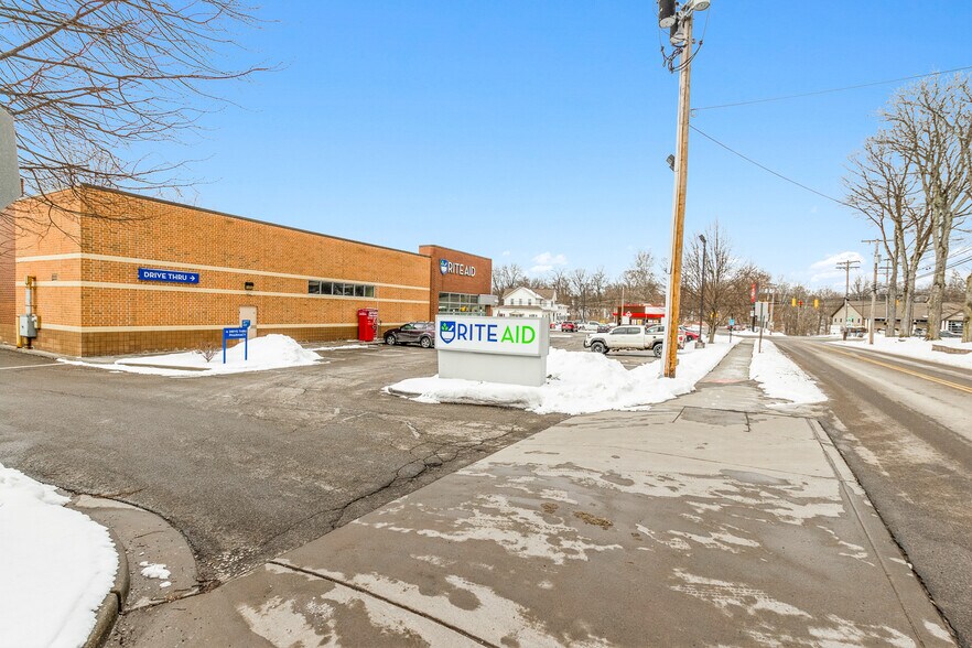 More Photos Of 335 Main St, Greenville Drugstore For Sale