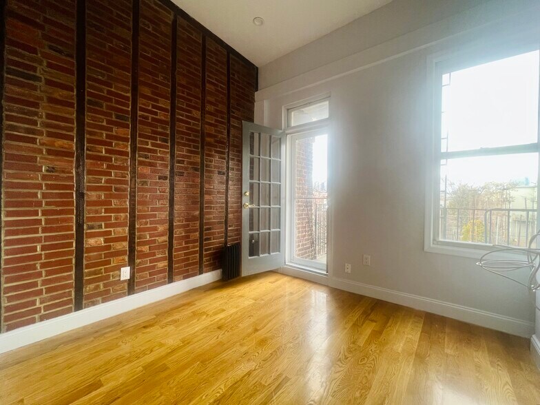 More Photos Of 197 Nassau Ave, Brooklyn Apartments For Sale