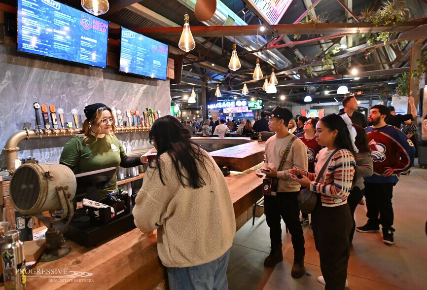 More Photos Of 330 3rd St, Redlands Restaurant For Lease