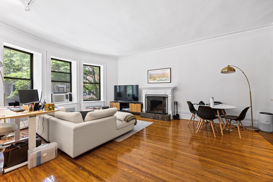 More Photos Of 311 W 78th St, New York Apartments For Sale