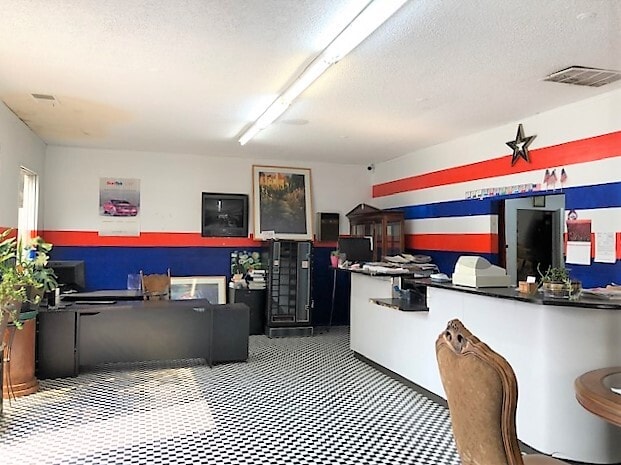 More Photos Of 21739 Mission Blvd, Hayward Auto Repair For Sale