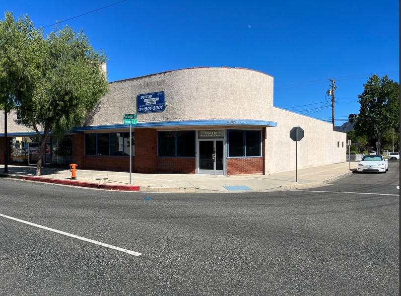 More Photos Of 3818 W Burbank Blvd, Burbank Storefront For Lease