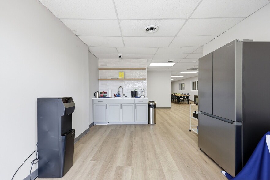 More Photos Of 1730 Five Points Ln, Fuquay-Varina Warehouse For Lease