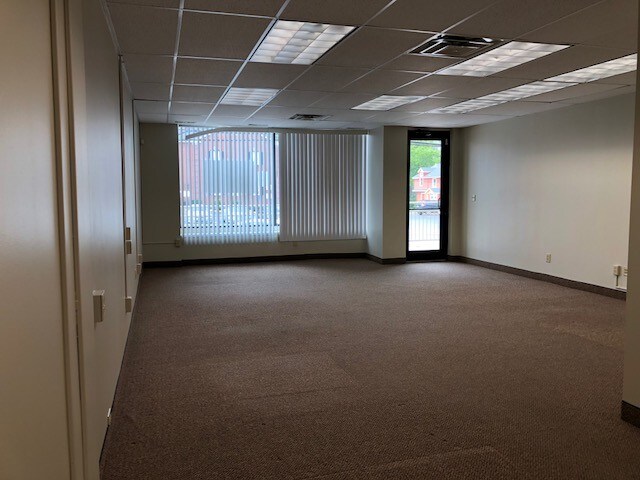 More Photos Of 4511 Harlem Rd, Amherst Office For Lease