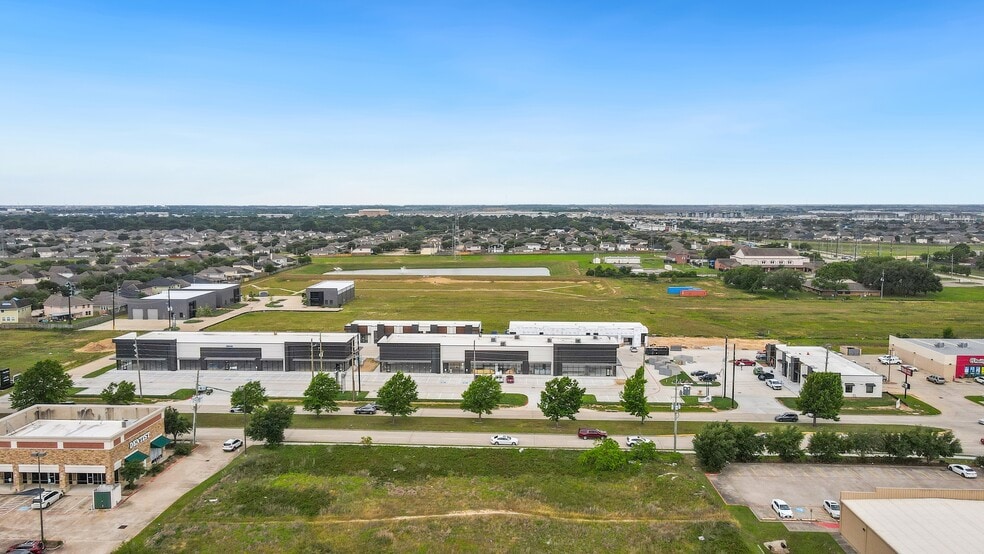 More Photos Of 2703 N Mason Rd, Katy Medical For Sale