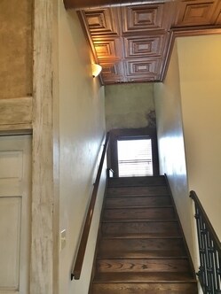 More Photos Of 1138 N Robinson Ave, Oklahoma City Office For Lease