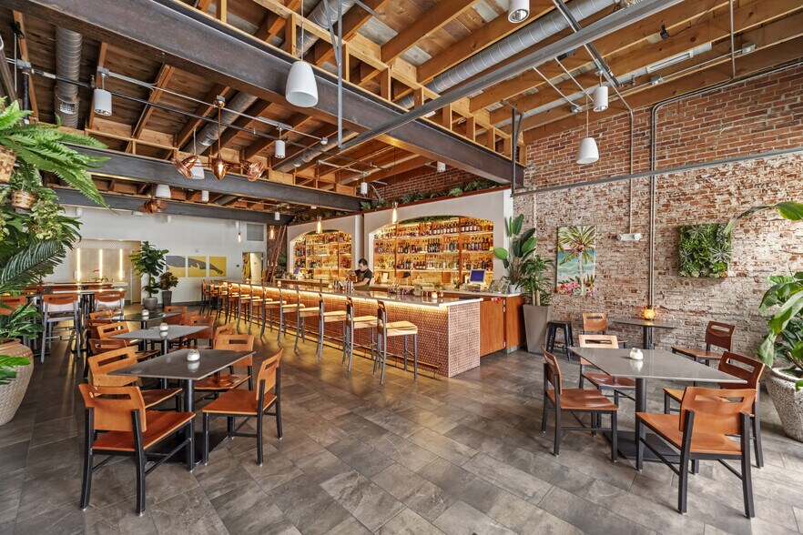 More Photos Of 1039-1045 S Virginia St, Reno Storefront Retail Office For Sale